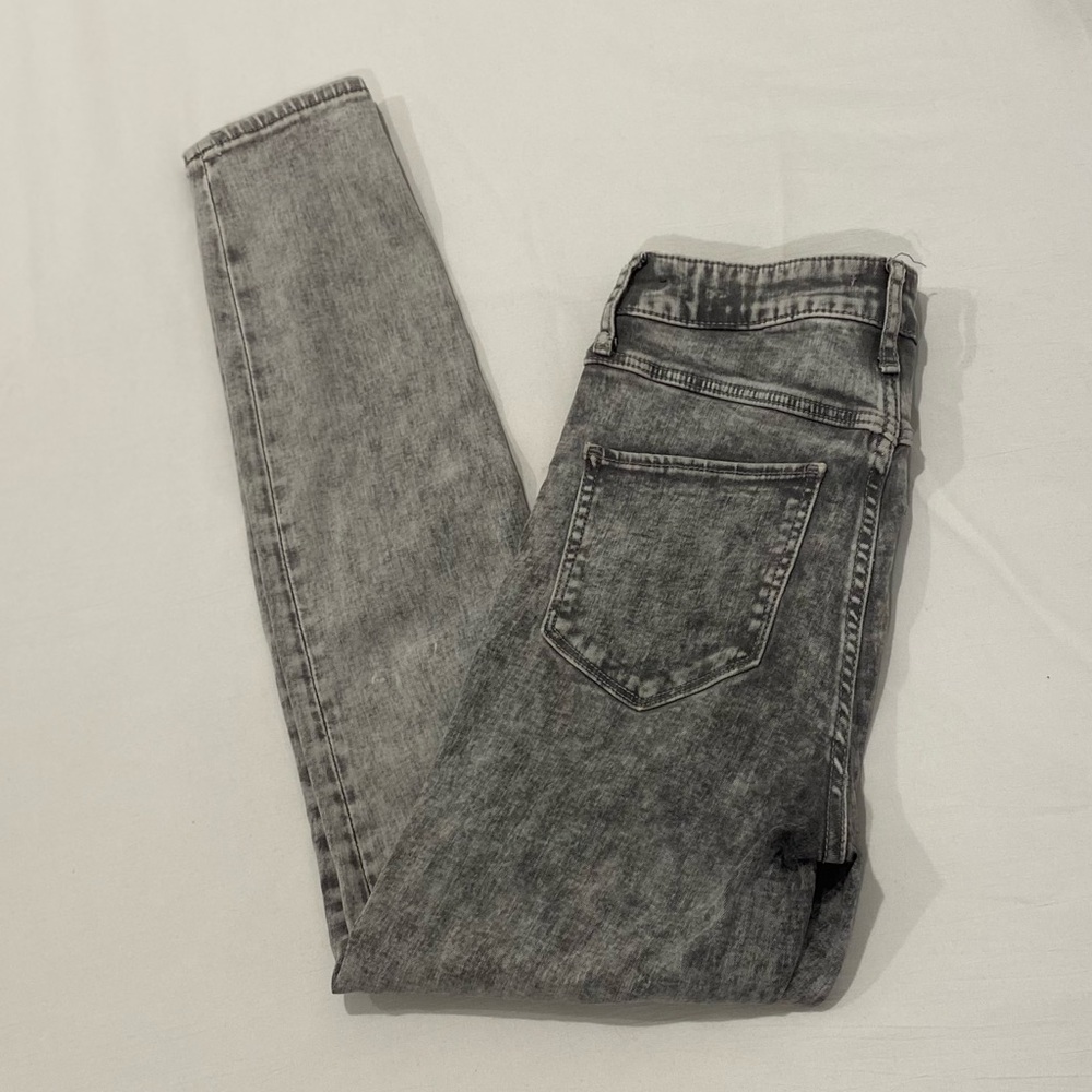 Abercrombie & Fitch acid skinny jeans